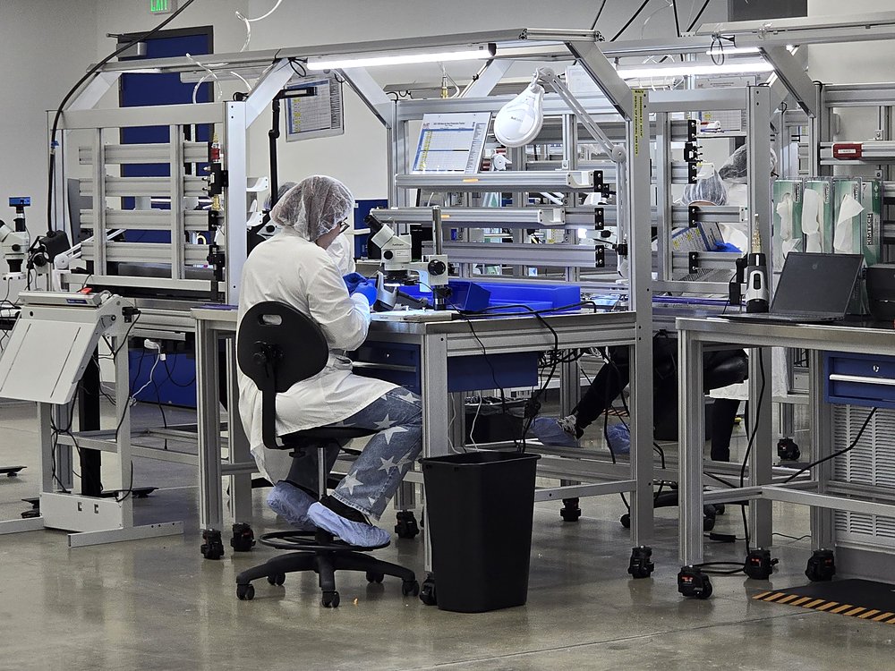 Assembly & inspection benches